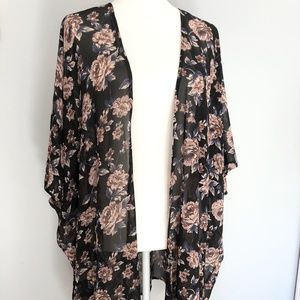 Women’s Floral Kimono Blouse Black